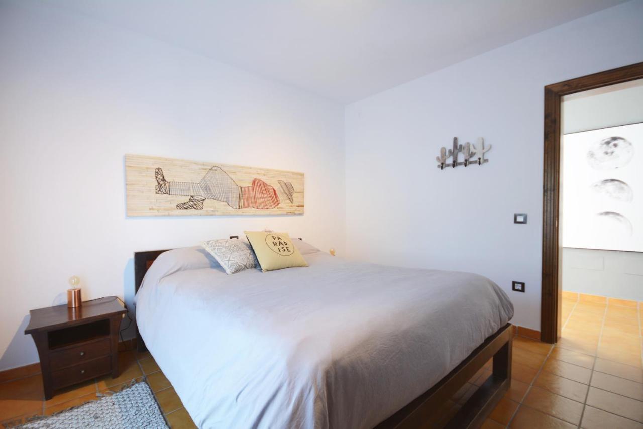 Beautiful Spacious Villa With Private Heated Pool In Lajares Exterior photo