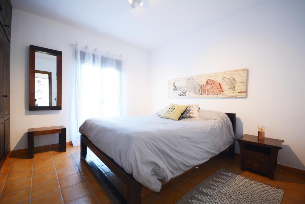 Beautiful Spacious Villa With Private Heated Pool In Lajares Exterior photo
